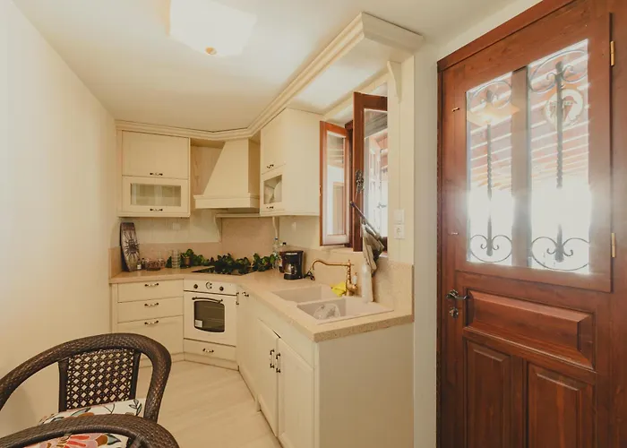 Pelion House Villa *